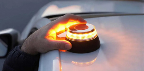 Europa confirma que se podrá usar la baliza V16 sin problemas fuera de España